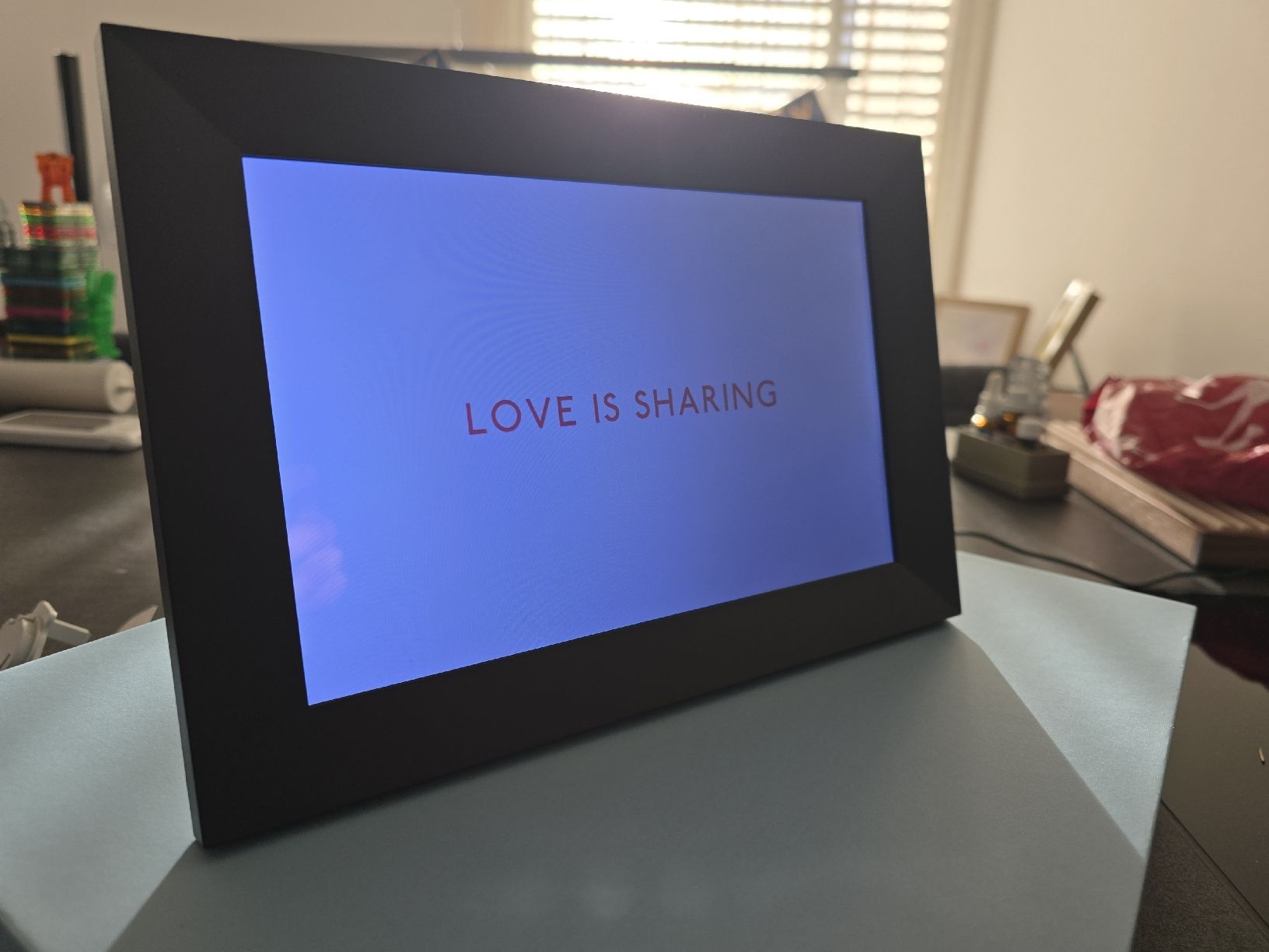 Cornici: Smart WiFi Photo Frame – Usato da Oberägeri venduto da hhe_7szt 2