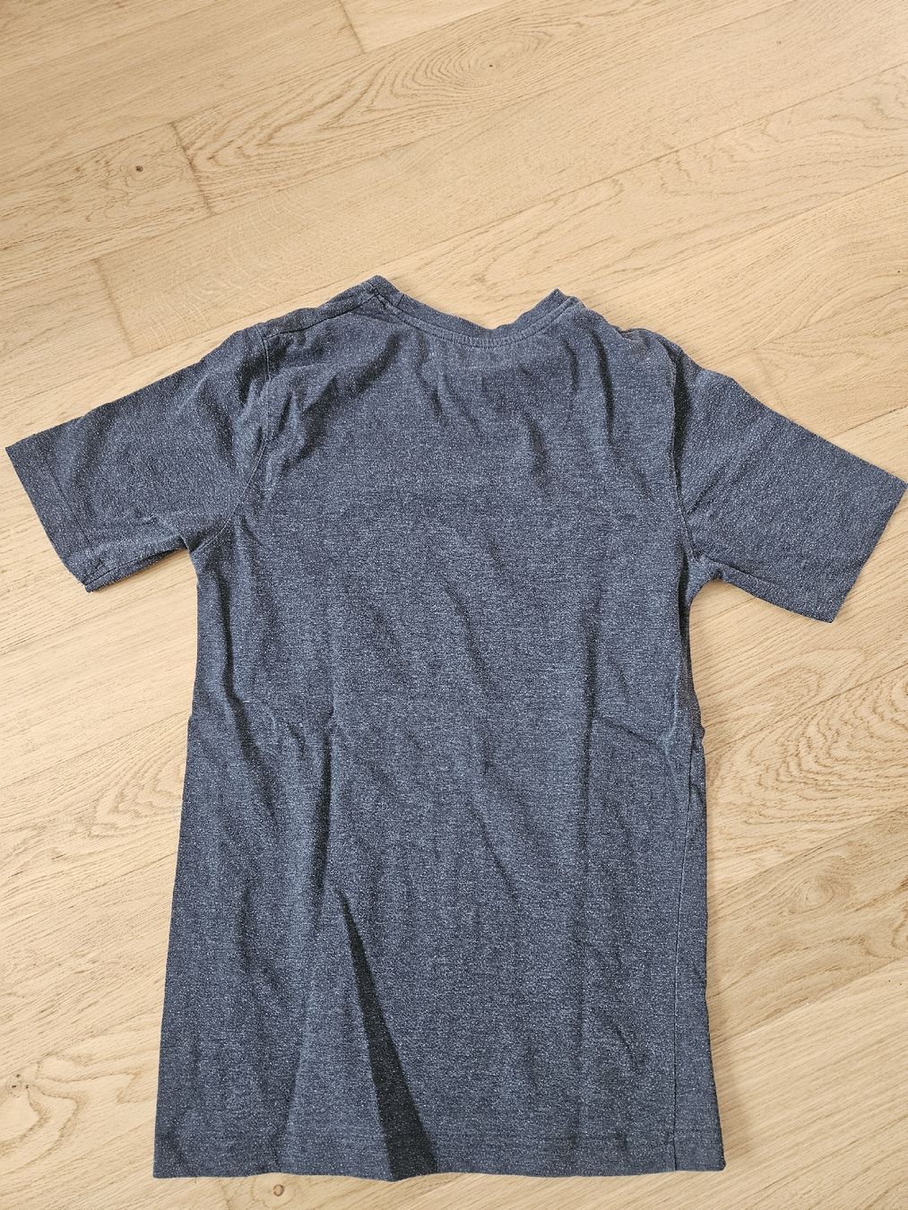 T-Shirts: T-Shirt,  Grau, Gr. S – Gebraucht aus Abtwil AG von Ayline.a8 2