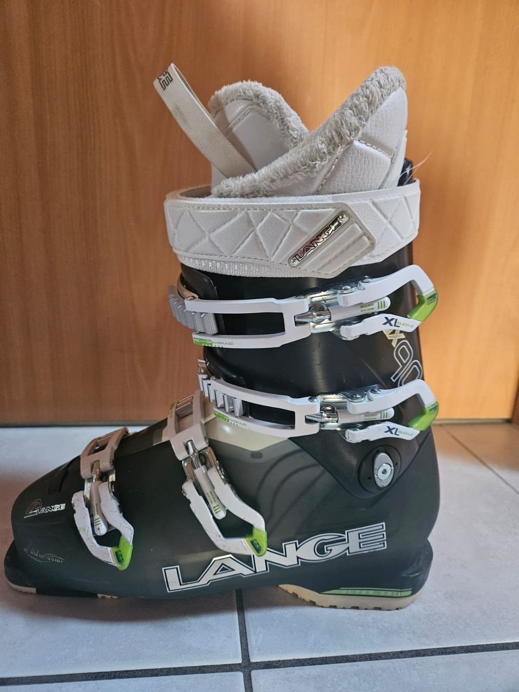 Lange Scarpe da donna: Skischuhe Damen Lange 26.5 – Usato da Birrhard venduto da pas_5sl2 6