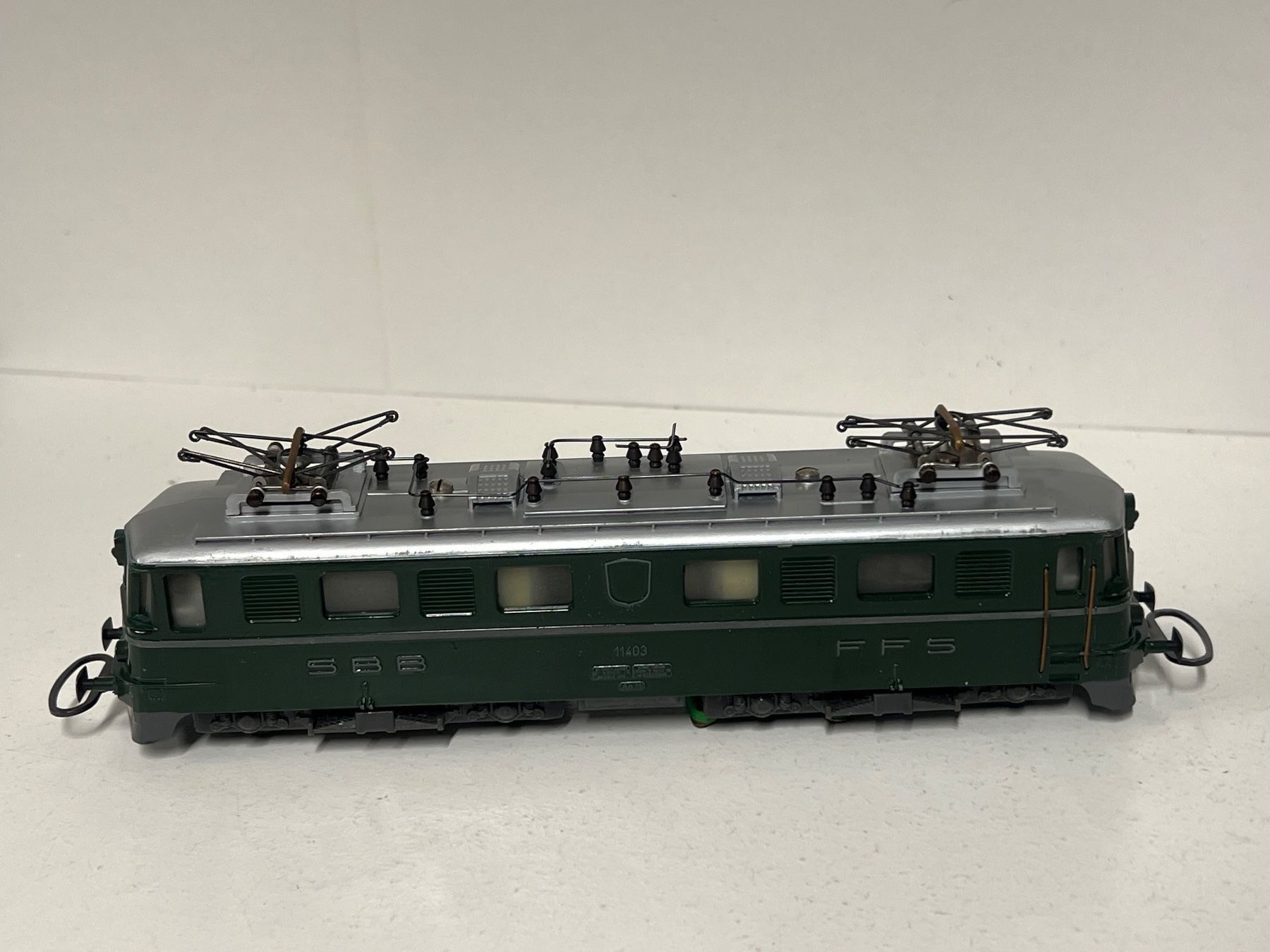 Wesa Modellini di ferrovie: Wesa Ae 6/6 SBB CFF – Usato da Neuenhof venduto da ludovicco