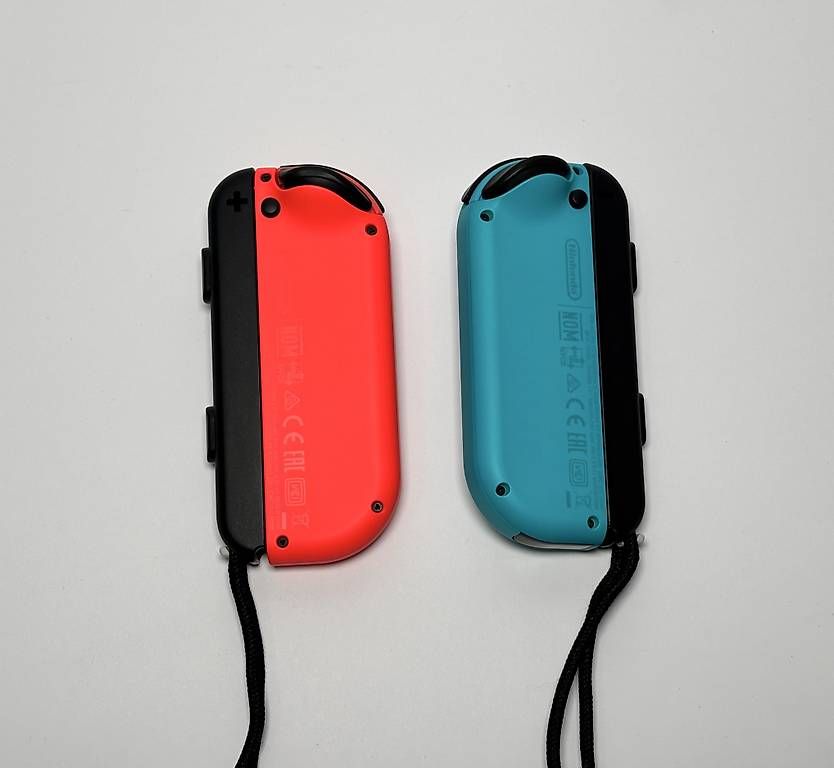 Nintendo Controller: Nintendo Switch Joycon Set | Come nuovo – Usato da Gordola venduto da kar_gy5g 2
