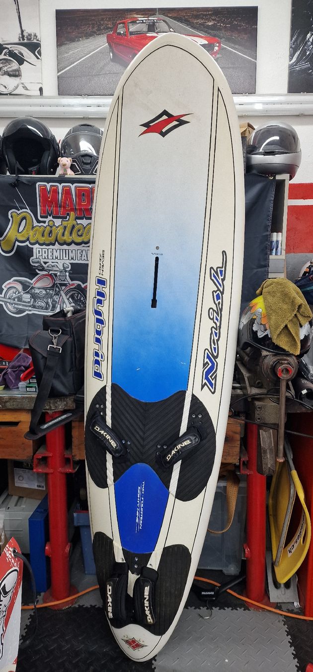 Naish Surfboards & Schwimmbrette: Windsurfbrett Naish Hybrid Speed 89 – Gebraucht aus Pratteln von MT1976