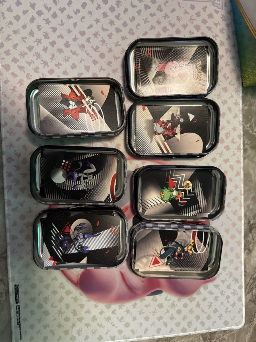 Pokémon Carte collezionabili: Empty Black and White mini Tins& stickers – Usato da Buchs ZH venduto da ber_wjl8 1