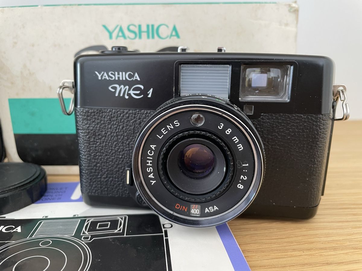 Yashica Kamera: Yashica me-1 – Gebraucht aus Bettwiesen von wombat90