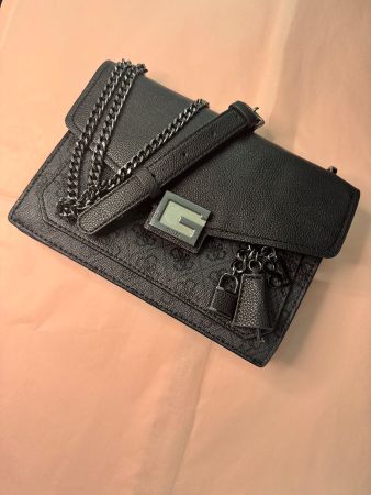 Guess Tasche, Schultertasche, schwarz, Kette