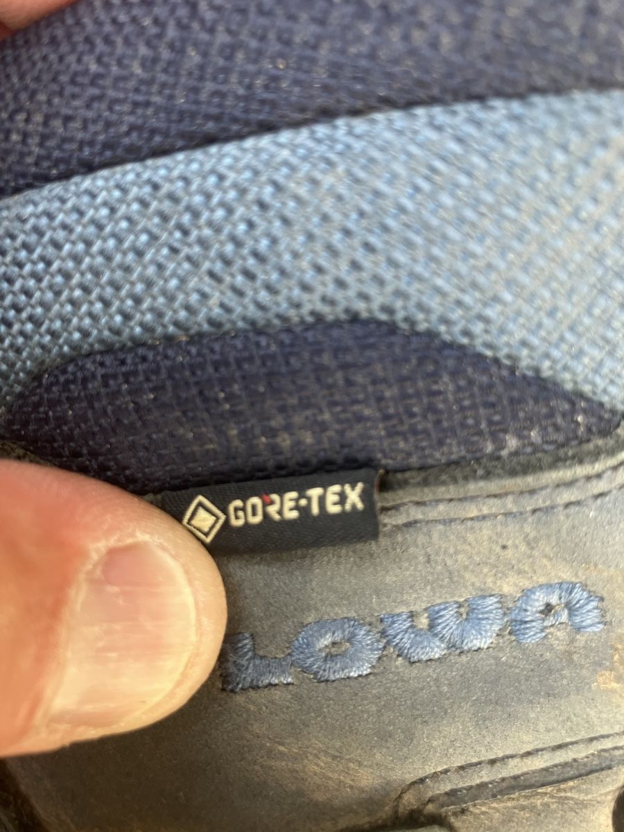 Lowa Herrenschuhe: Lowa Wanderschuhe Grösse 42.5 – Gebraucht aus Werthenstein von LEGE77 5