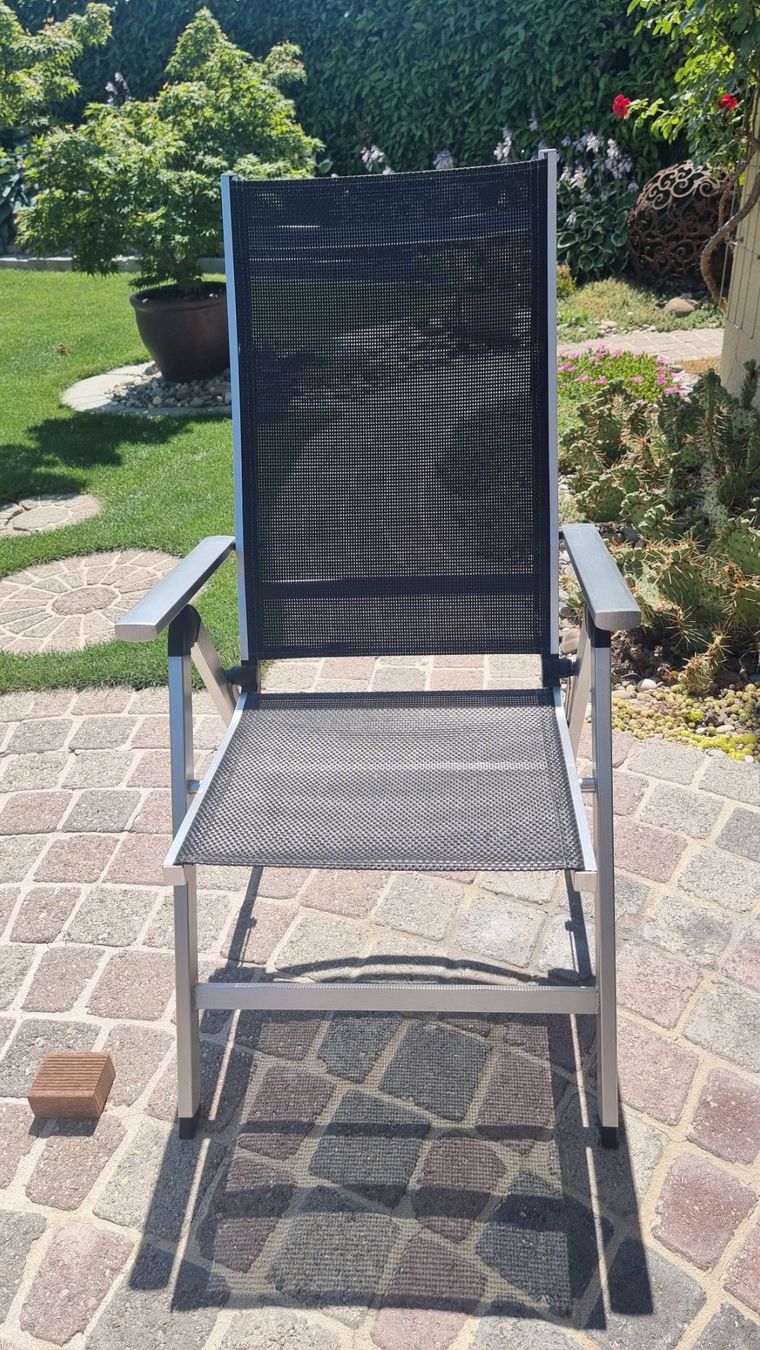 Set de table et chaises: Gartentisch aus Tropenholz – D'occasion à Bottighofen par buzz02 5