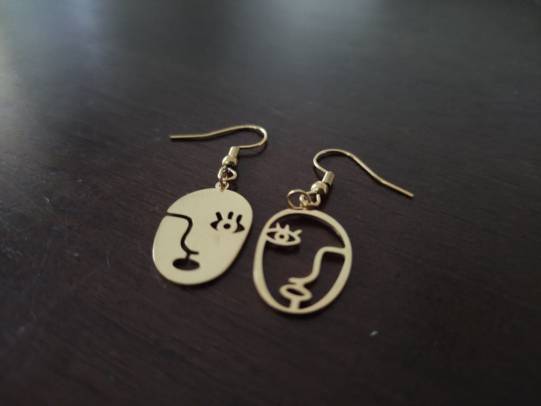 Orecchini pendenti & Orecchini a lobo: Boucles d'oreilles strange face – Nuovo (secondo la descrizione) da YVERDON-LES-BAINS venduto da Tony-no 1