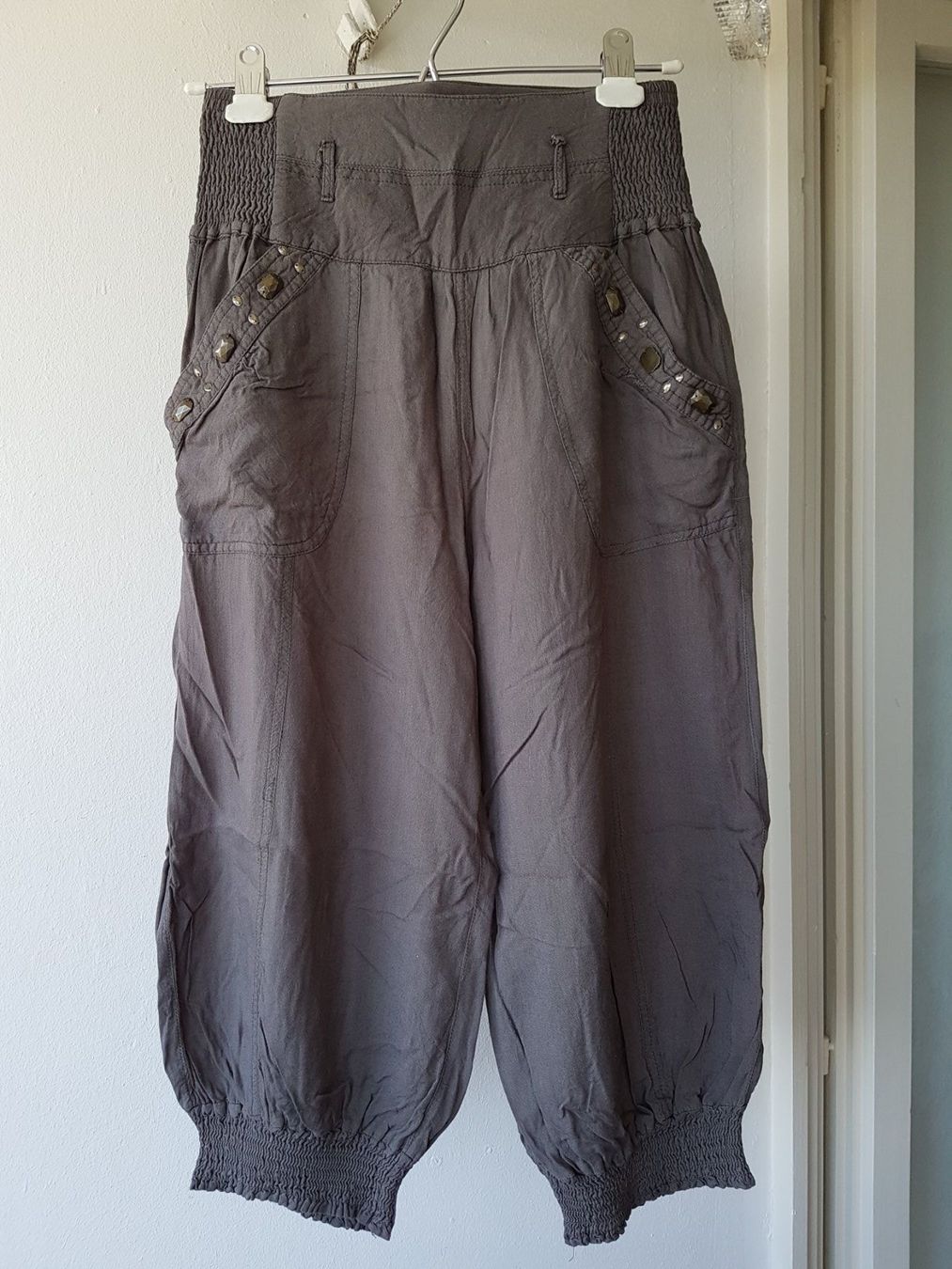 Pantaloni: Bermuda Encore – Usato da Châtelaine venduto da ing_mb6r
