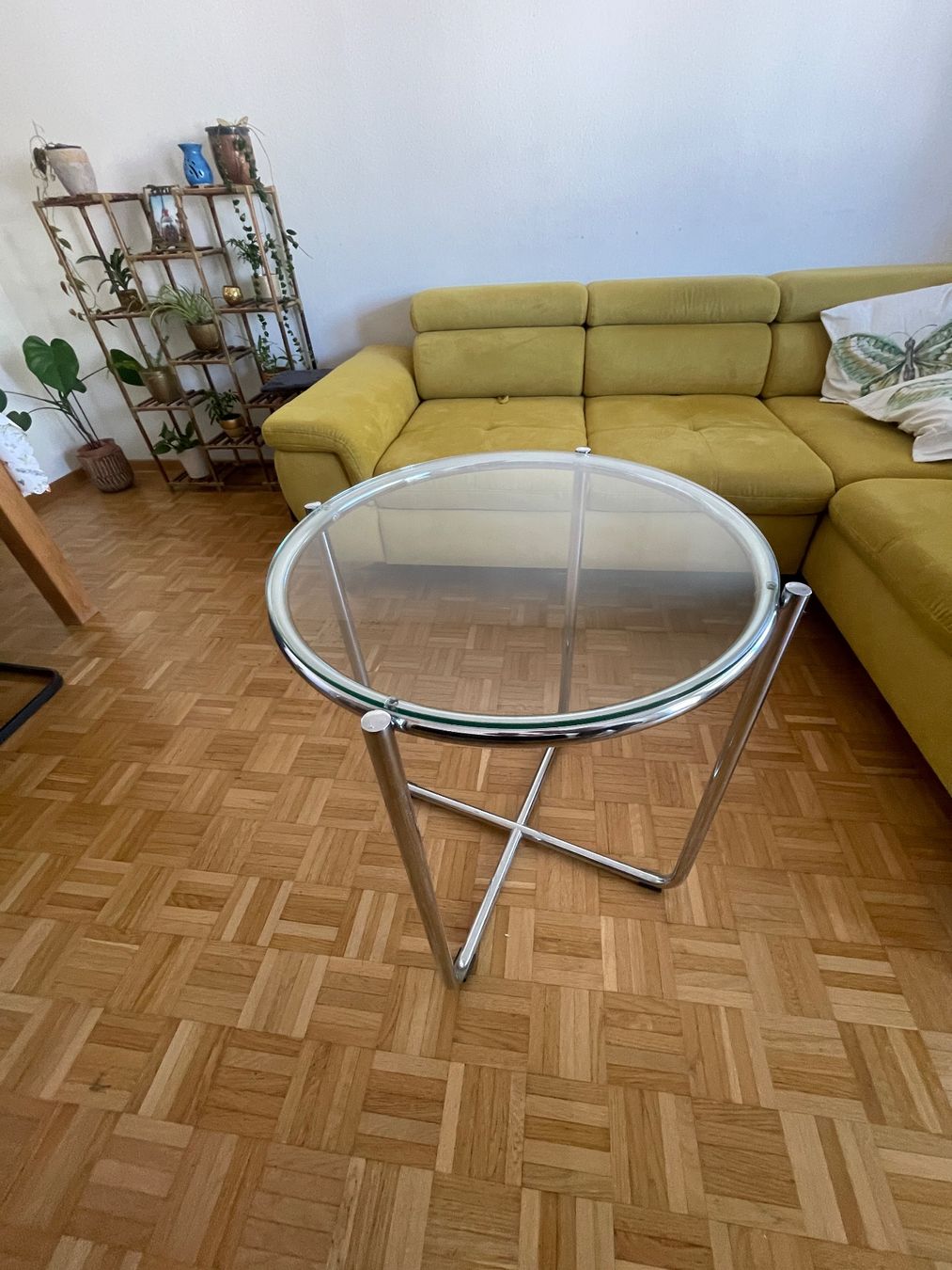 Tavoli: Wohnzimmer runder Glastisch – Usato da Rüti Zh venduto da Egli9