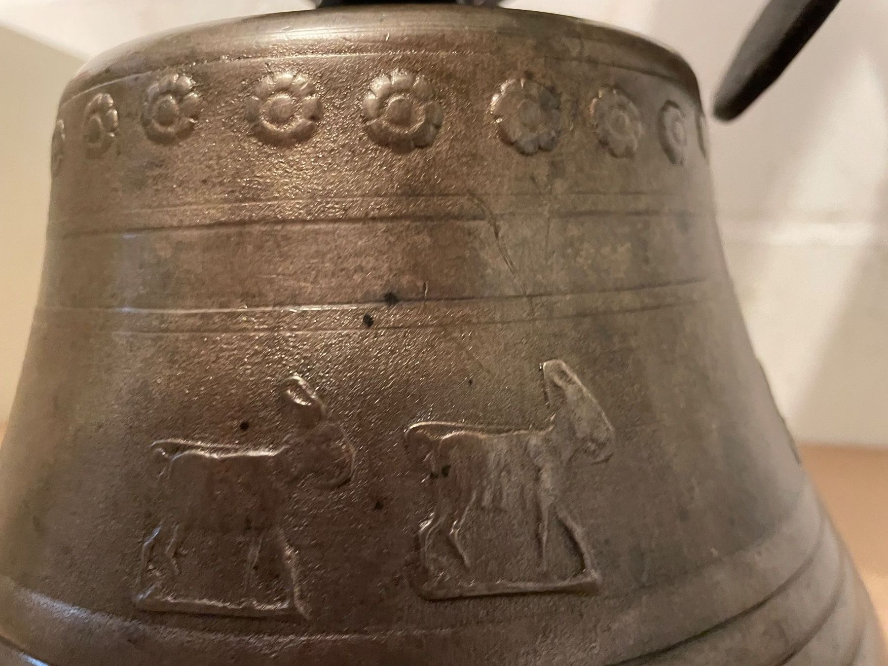 Glocken & Treicheln: Alte Glocke ab 1.00 Fr. – Gebraucht aus Birrhard von magisto52 8