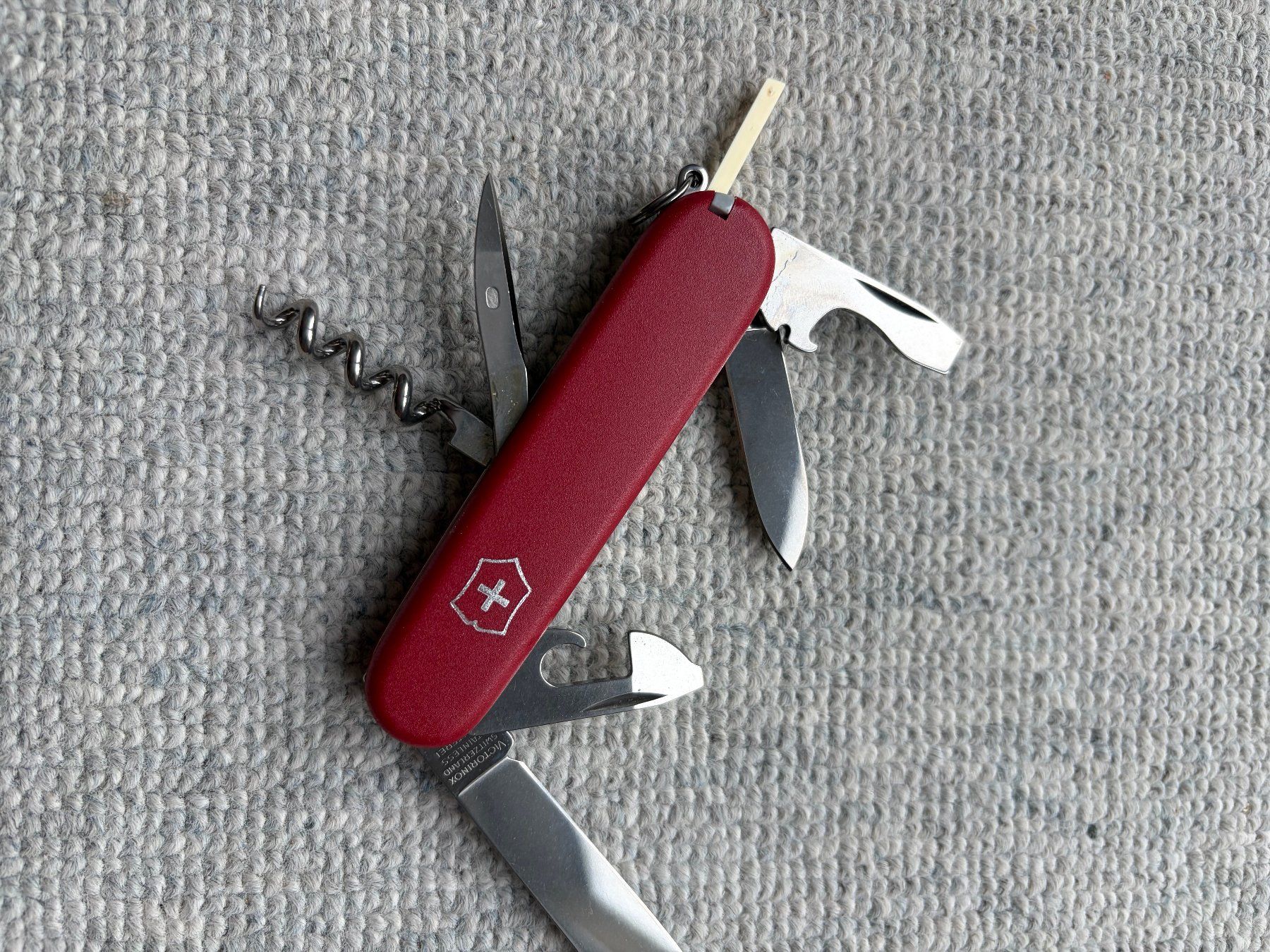 Victorinox Taschenmesser: Victorinox Schweizer Offiziermesser – Neu (gemäss Beschreibung) aus Uster von htm1
