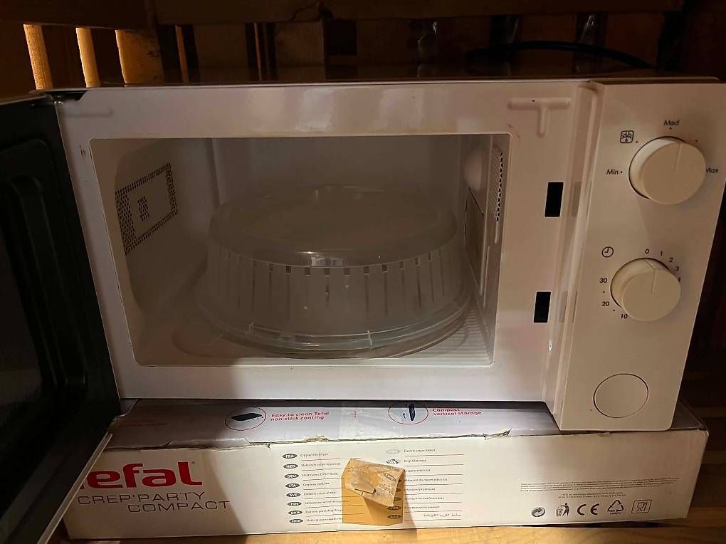 Forni: Four à micro-ondes, blanc IKEA TILLREDA – Usato da Lausanne venduto da TCL_1 1