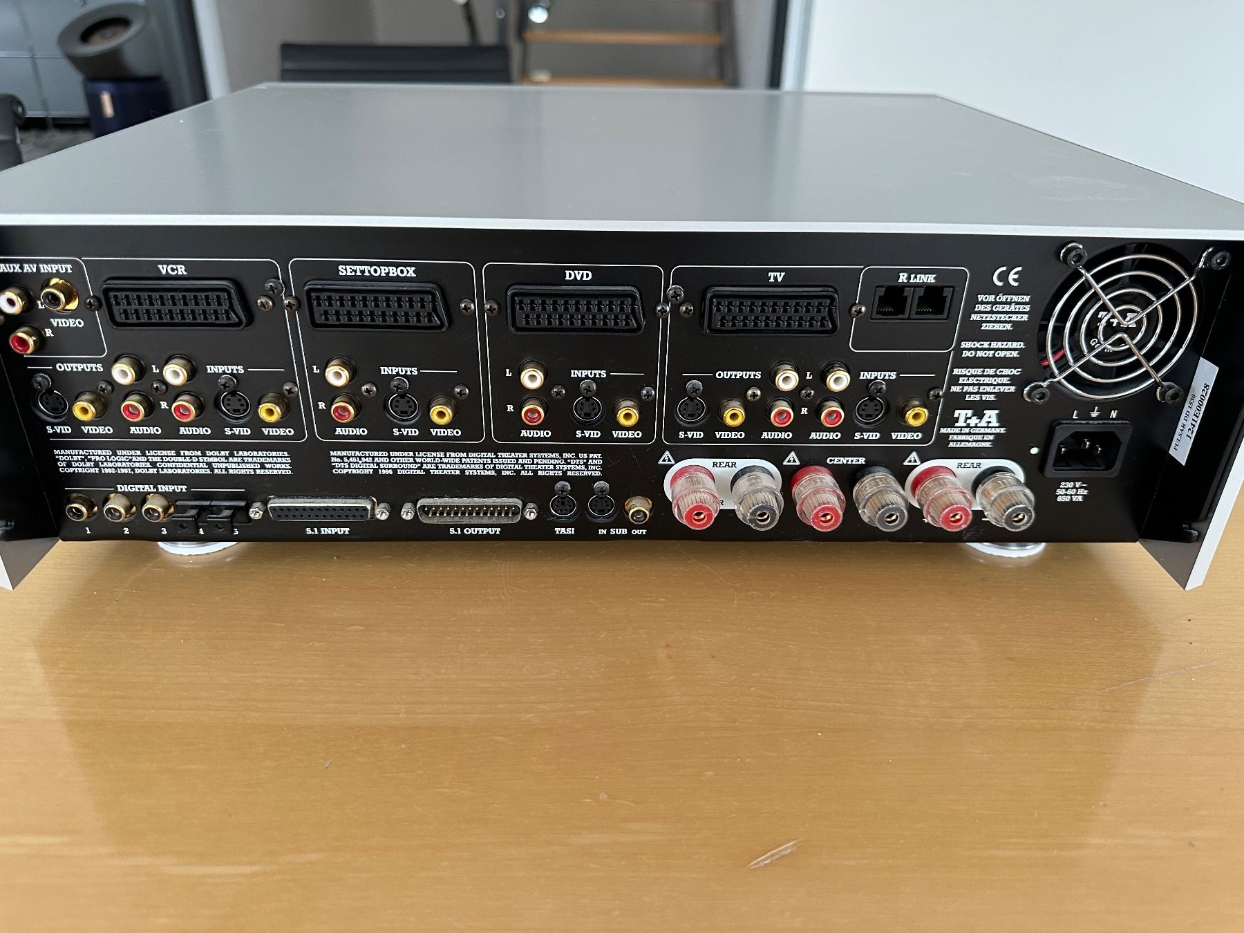 T+A Amplificatori: T+A Digitaldecoder Pulsar DD 1530 R – Usato da Dachsen venduto da Mluxury 2