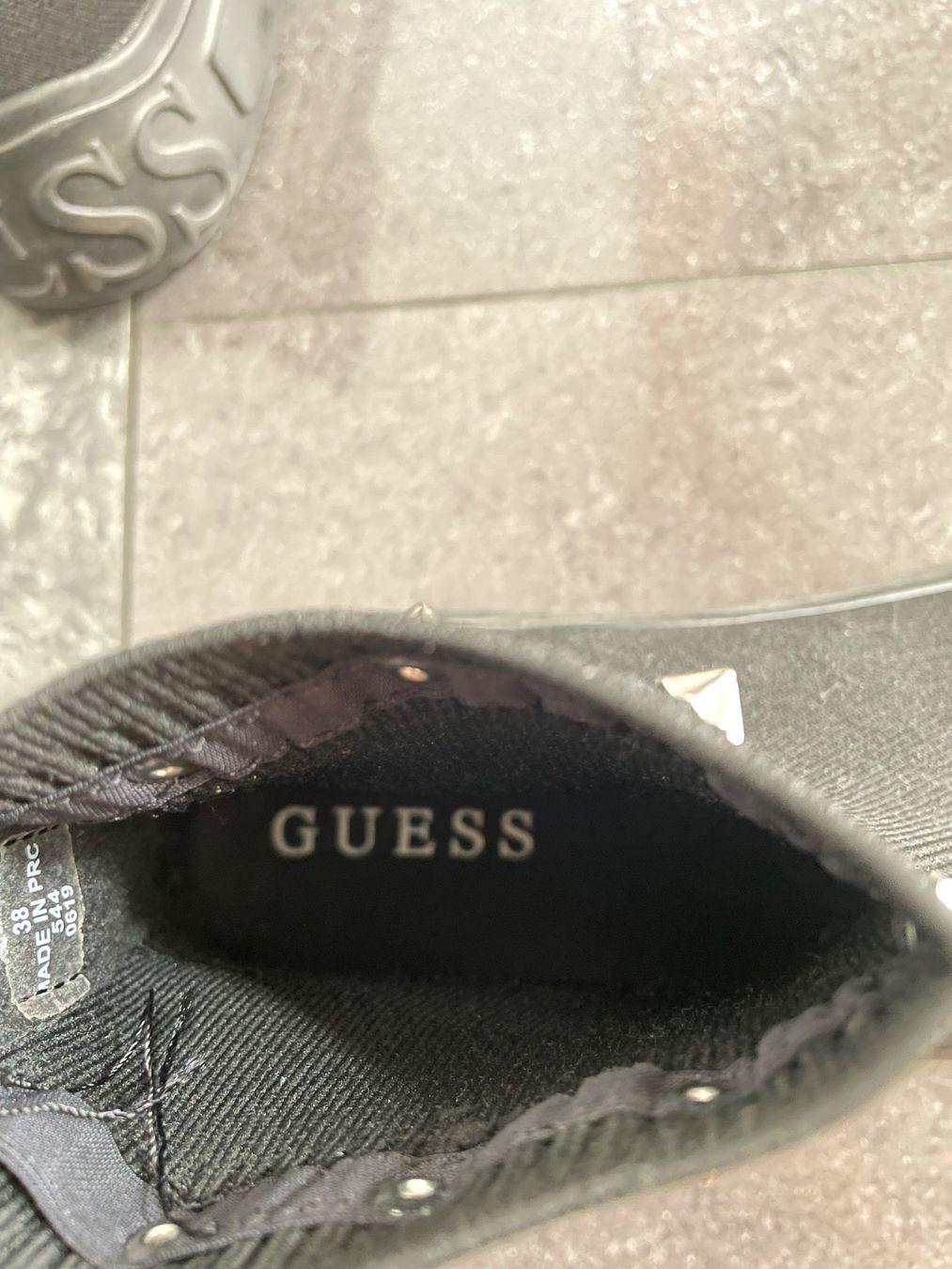 Guess Scarpe da donna: Guess Sockensneaker – Usato da Rorschach venduto da elvi20 1