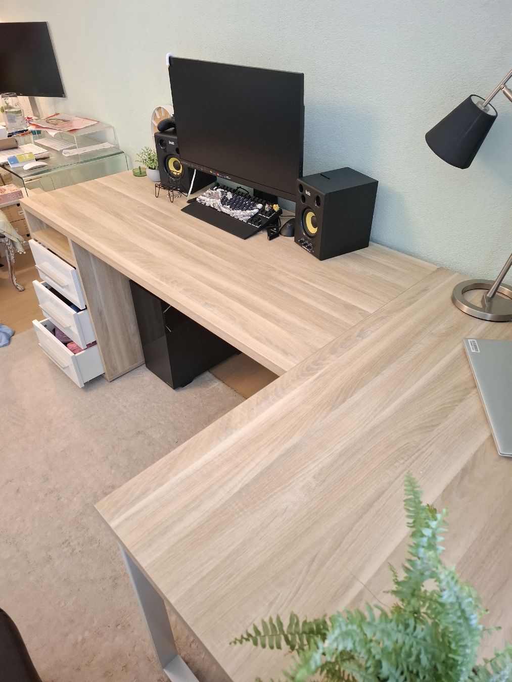 Schreibtische: Eckschreibtisch mit Schubladen und Regal  – Gebraucht aus Oberwil BL von nuvomind 8