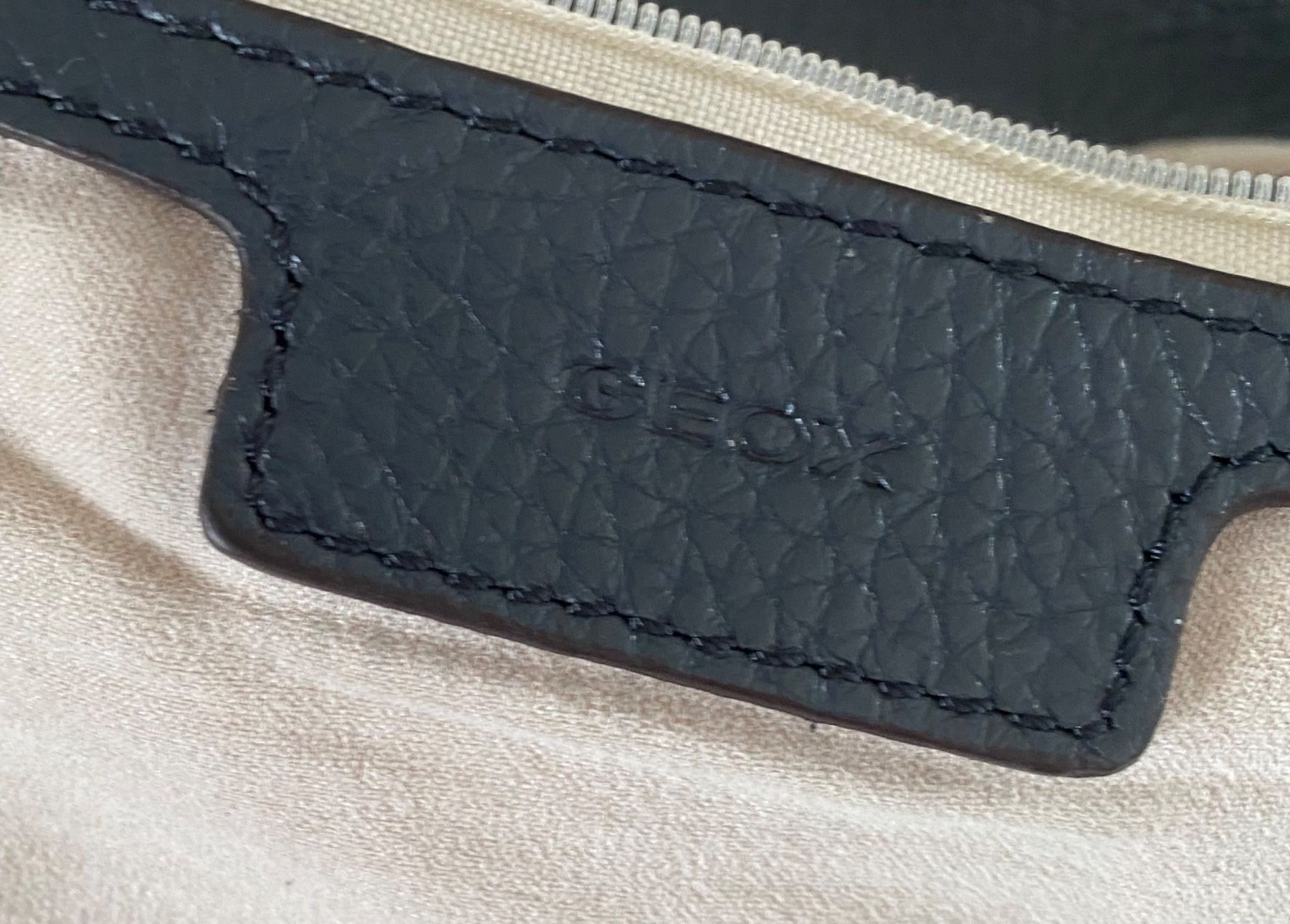 Geox Borse da donna: Geox Handtasche Grau - Top Zustand – Usato da Zürich venduto da ana_7wny 1