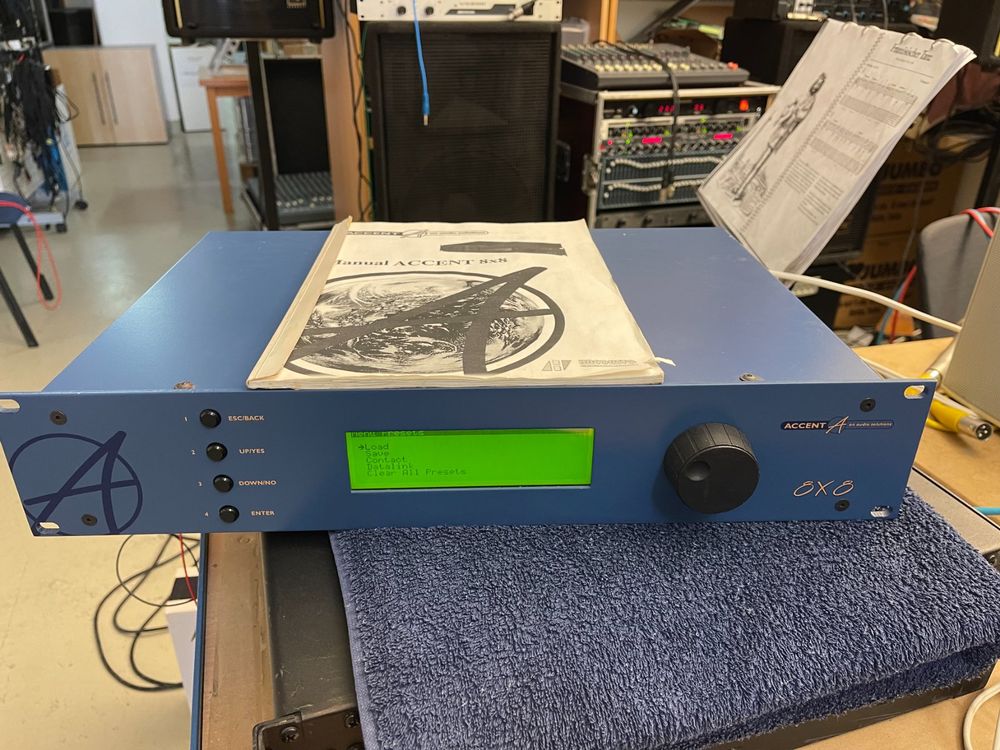 ACCENT on audio solutions 8x8 Digital Audio Routing & Proces (Gebraucht ...