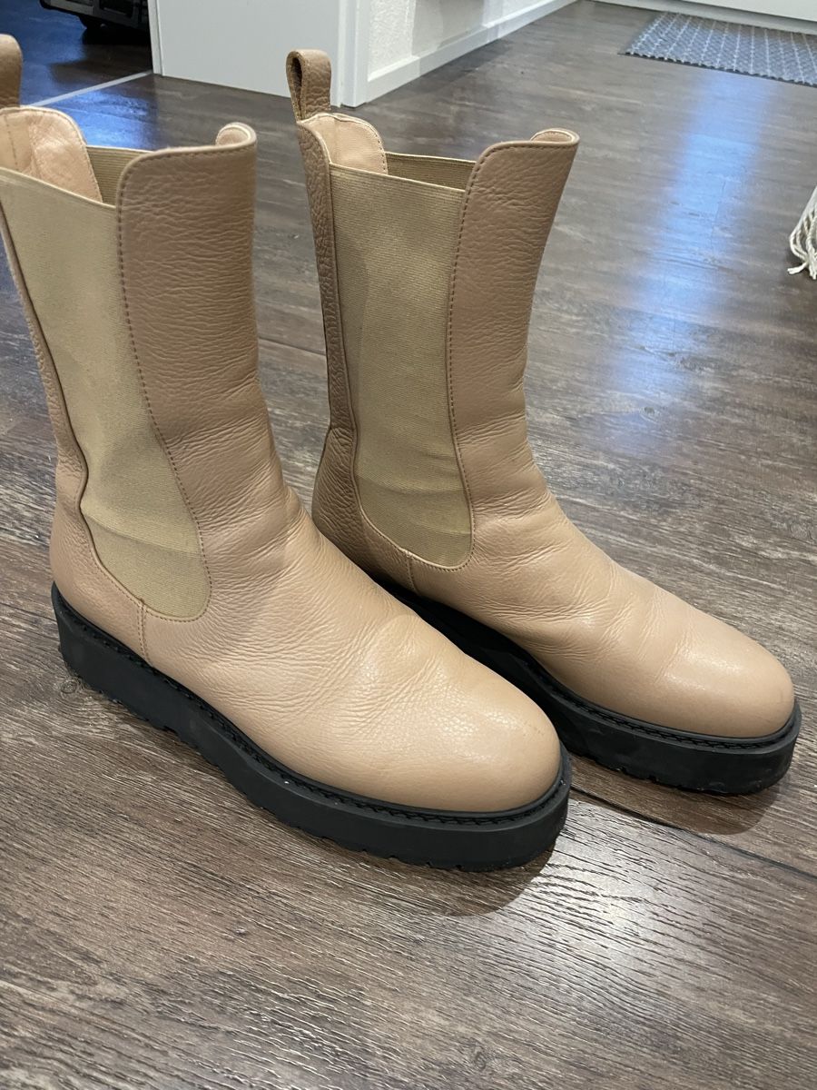 Windsor Scarpe da donna: Lederboots Gr. 42 von Windsor – Usato da Ennetaach venduto da Ustraessle