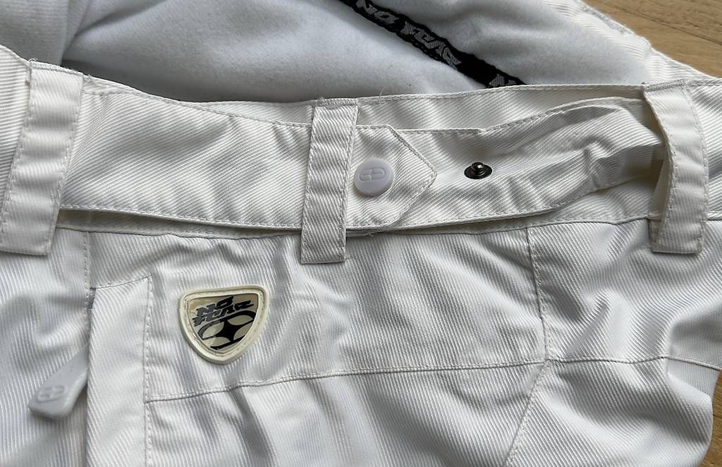 Pantaloni: NoFear Skihose Dame Grösse L weiss – Usato da Zug venduto da Supervamp 2