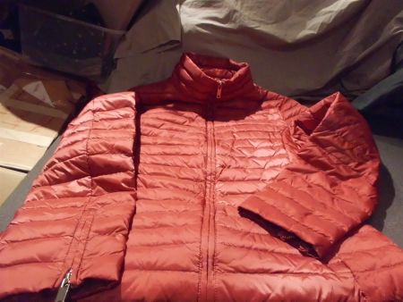 Winterjacke ca. Grösse 36, lachsfarbig