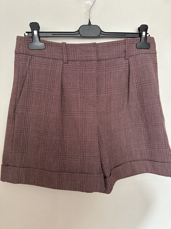 Kookai Pantaloni: Short Kookai taille 38 imprimé bordeaux – Usato da lausanne venduto da annec777