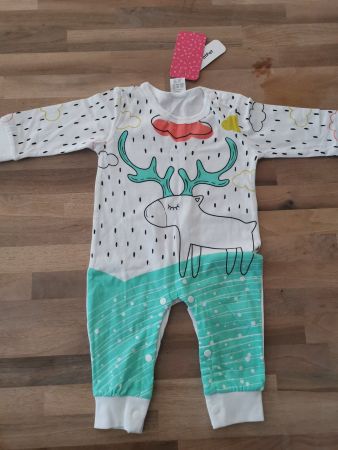 Einteiler unisex 62/68 (3-6 Monate) von PatPat