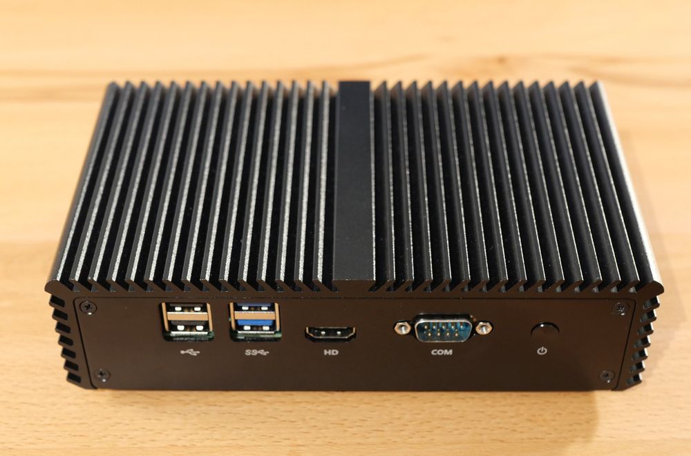 Revelado el mini PC Shuttle XPC con Ryzen 7 8845H y hasta 64 GB de RAM