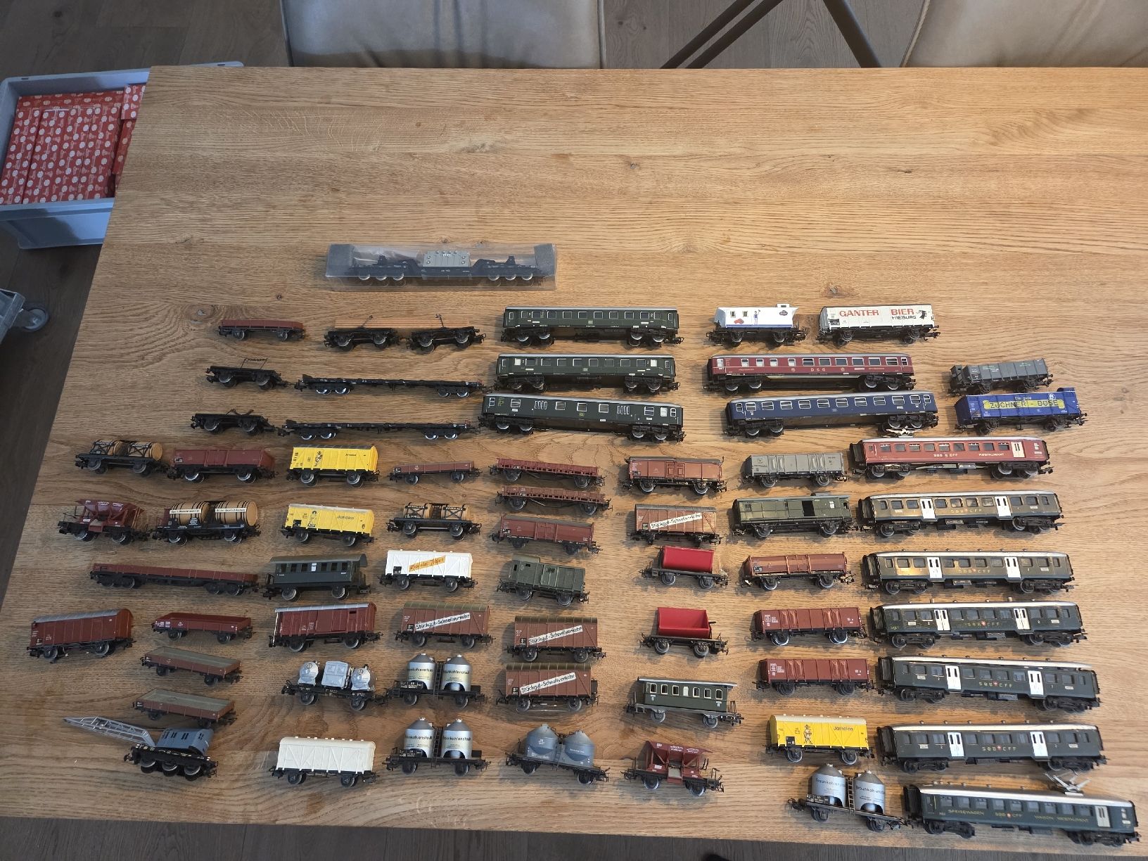 Märklin Modellini di ferrovie: Grosse Modellbahn Wagensammlung Märklin – Usato da Berikon venduto da TopLok1