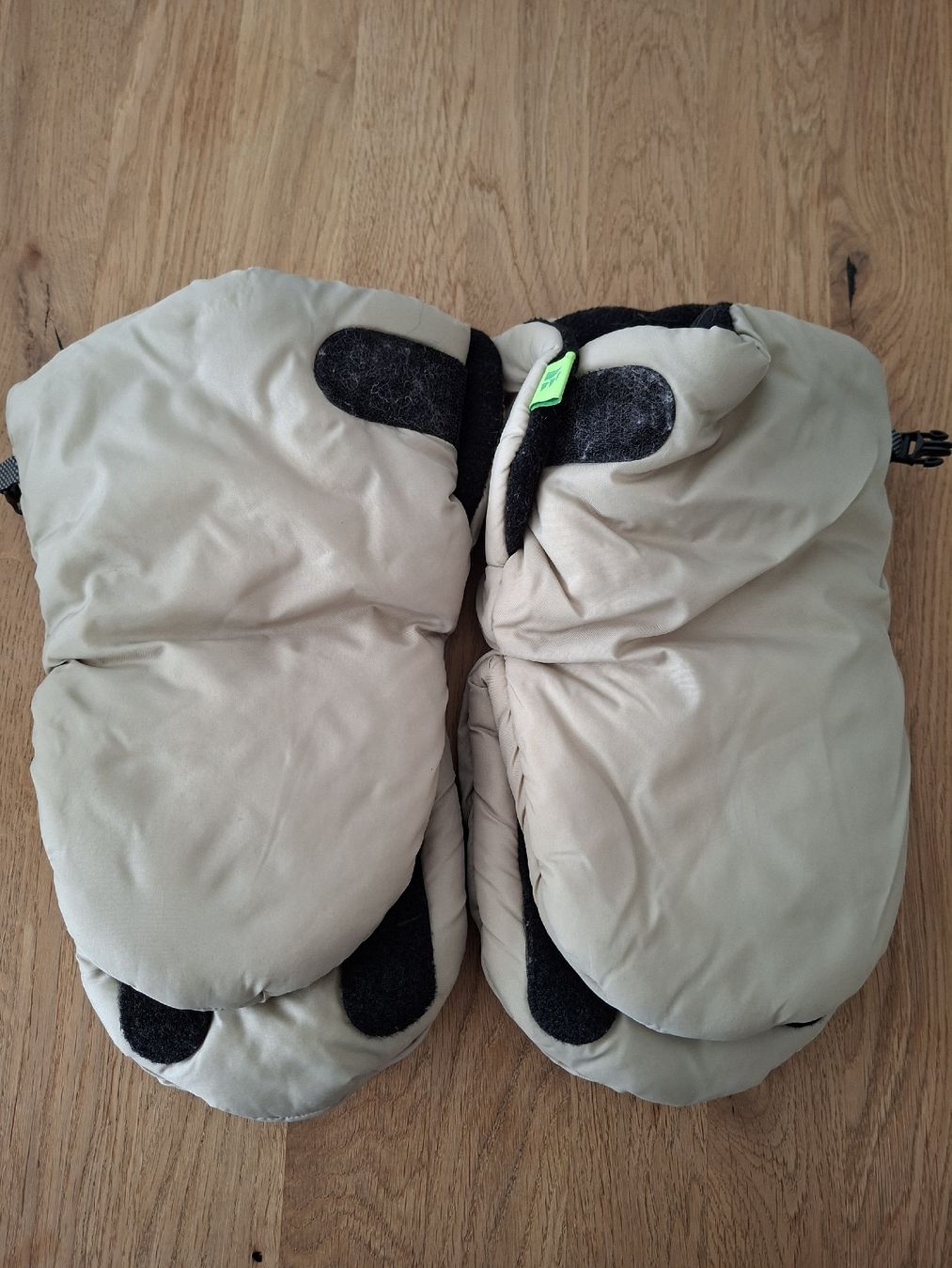 Guanti & manicotti: Kinderwagen Handschuhe Odenwälder – Usato da Frenkendorf venduto da Sir_marlin 1