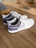 Nike Court Vision Low Damenschuhe Grösse 42 Lila-Weiss