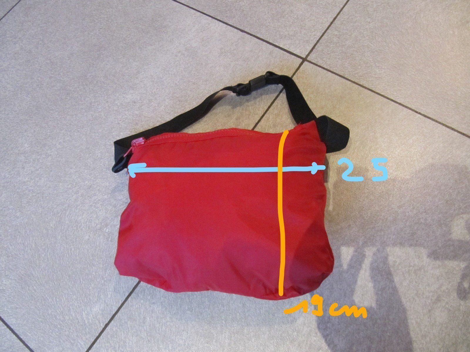 Giacche: regenjacke whale gr. M rouge - NEU – Nuovo e nell'imballaggio originale da Arbedo venduto da nadia1973 6