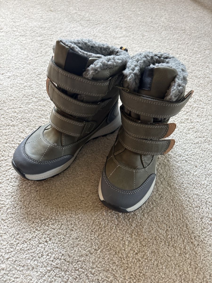 Dosenbach Scarpe per ragazzi: Bottes de neige neuves T.32 – Nuovo (secondo la descrizione) da Villars-Bramard venduto da dadesc