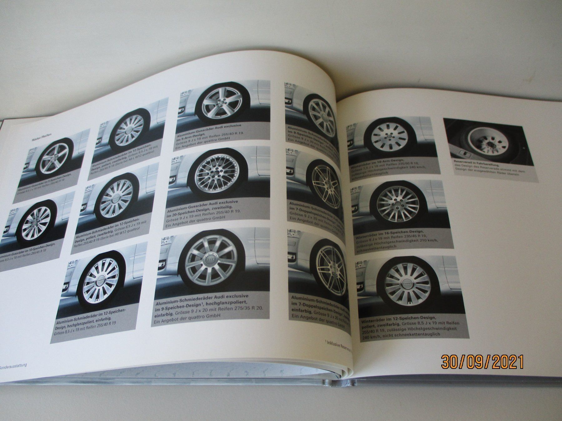 Audi Documenti: 12-Zylinder Audi Katalog – Usato da Langnau i. E. venduto da Superseven69 5