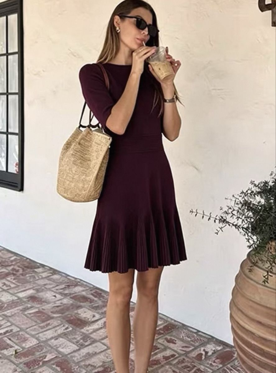 Ted Baker Kleider: Ted Baker Strickkleid Größe 3 Burgunderrot Halbarm – Neu und originalverpackt aus Veyras von ValClasse