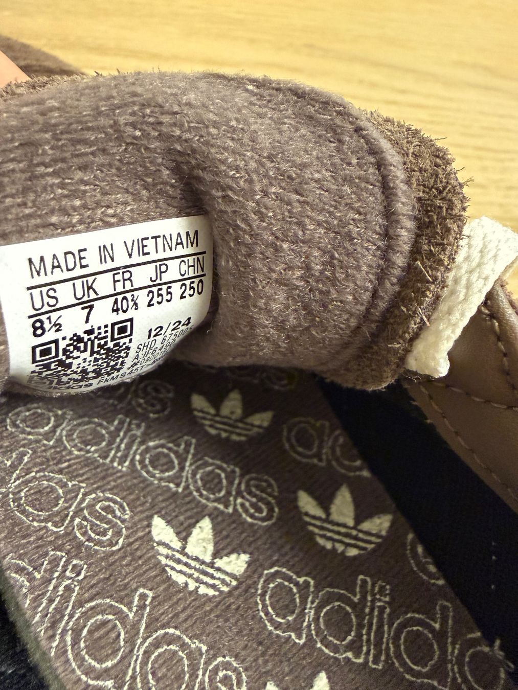 Adidas Herrenschuhe: Adidas Spezial braun Gr.40/2/3 – Gebraucht aus Visperterminen von ele_8n98 4