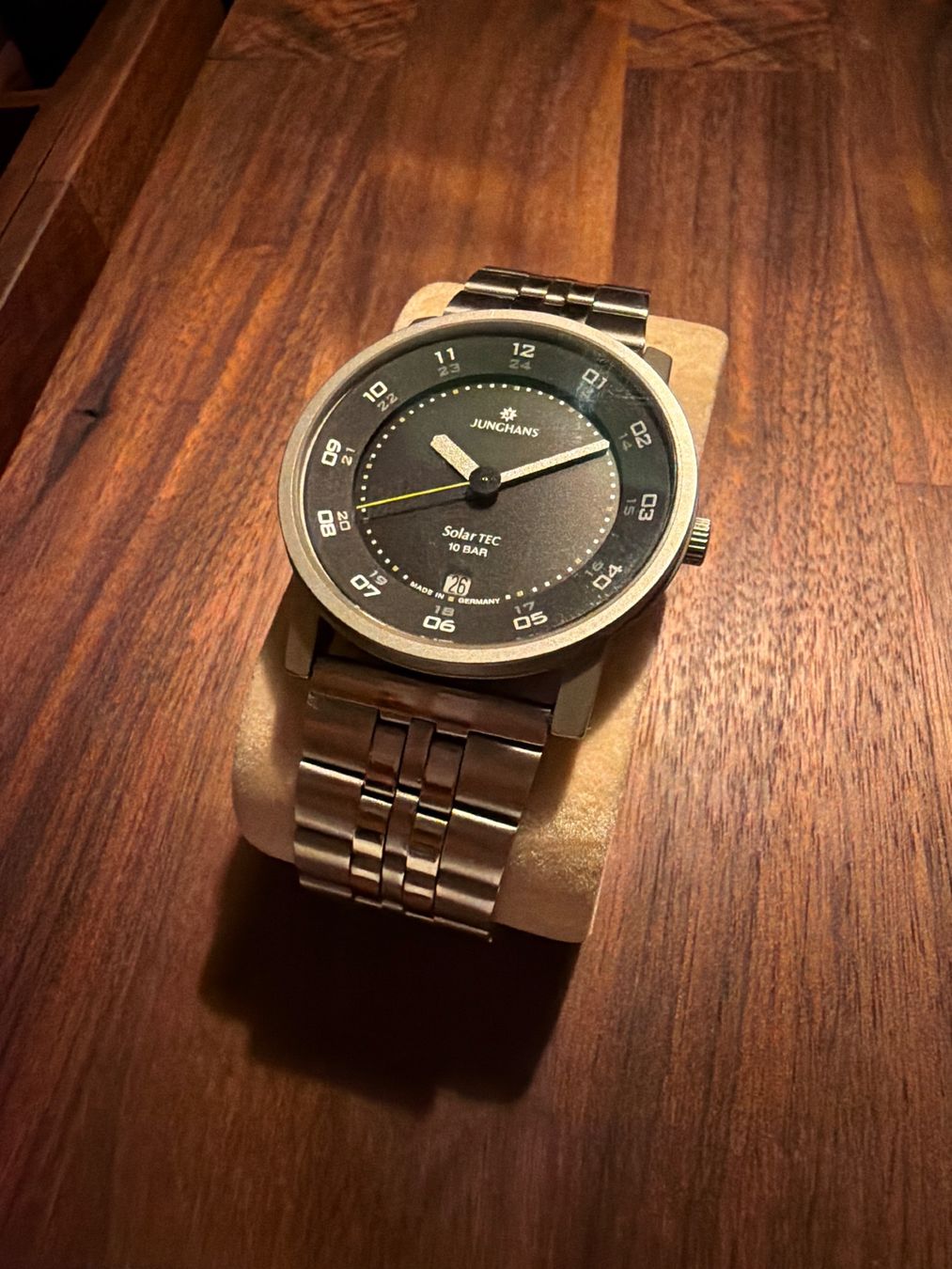 Junghans Montres: Junghans Solar Tec Uhr Stahl gebraucht – D'occasion à Jakobsbad par FriedelSchmitt
