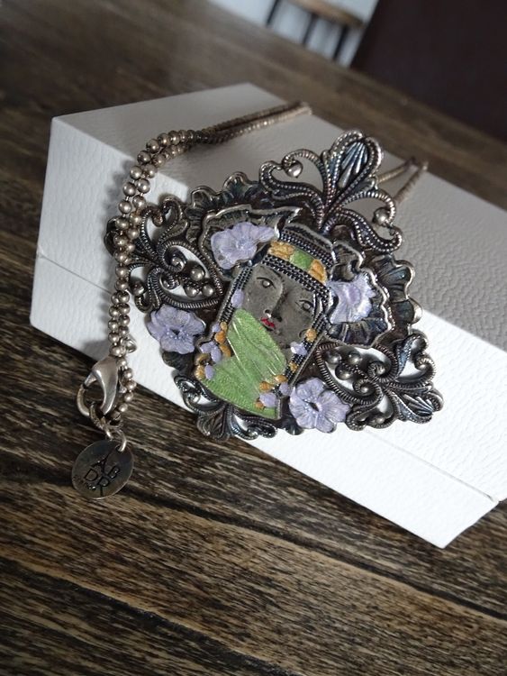 Autositzbezug Set 2-tlg. - Lederoptik Mit Kronen-Design Schwarz Von Carshaping