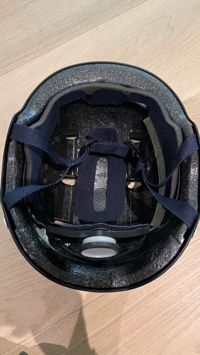 Oxelo Caschi: Oxelo Scater Helm 55-59 cm – Usato da Böckten venduto da Yvonne70 5