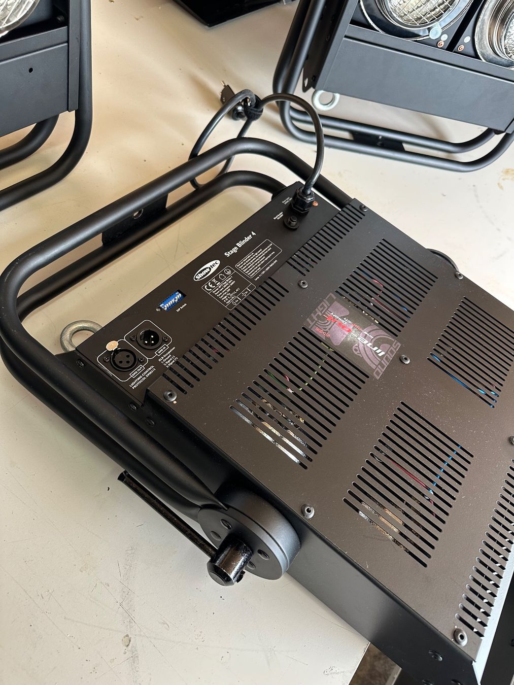 Showtec Lampen: Showtec Stage Blinder 4 DMX – Gebraucht aus heiligenschwendi von Line-out 4