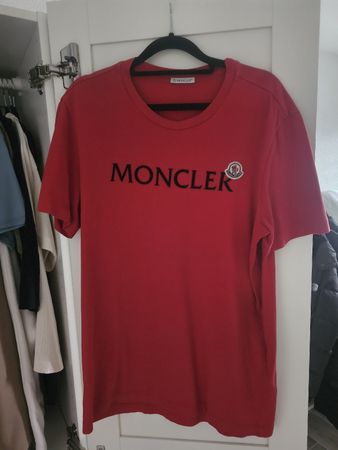 Original Moncler T-Shirt rot Gr. M – kaum getragen