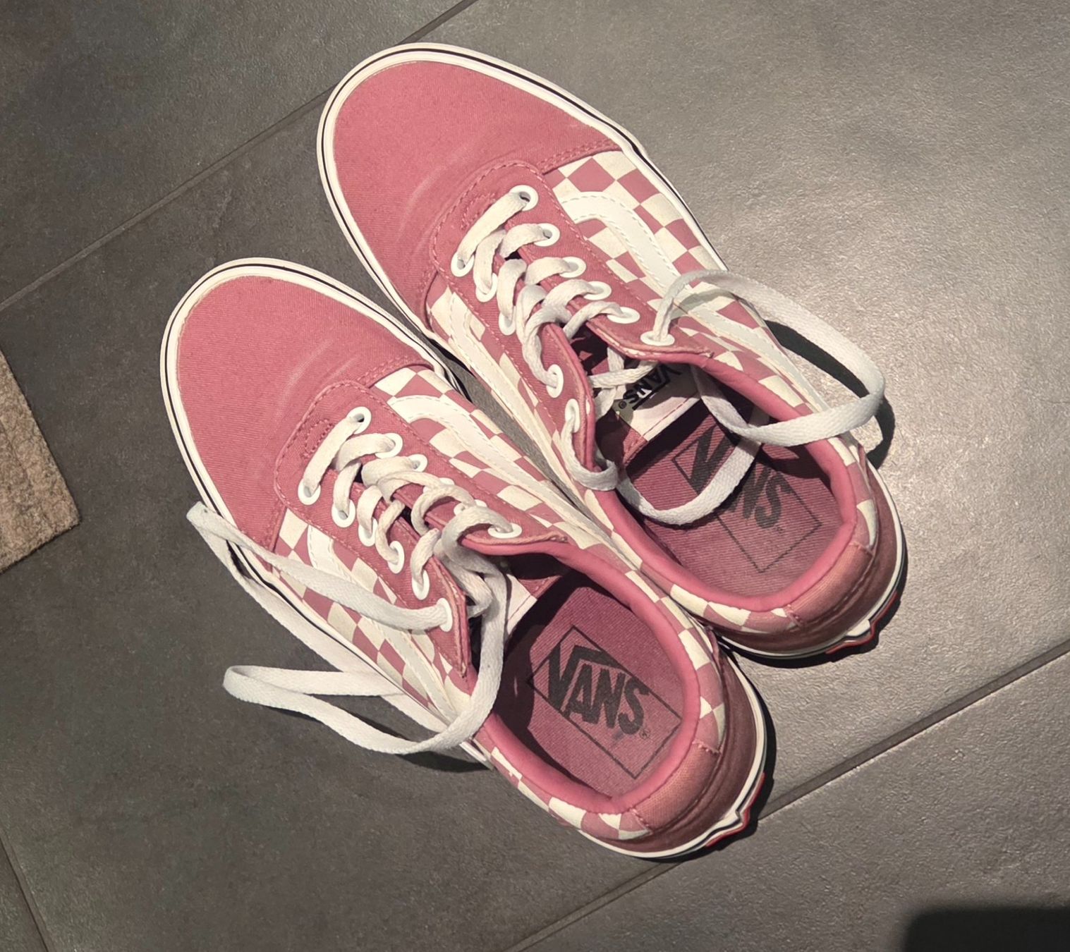 Vans Schuhe für Mädchen: Vans Grösse 38 – Gebraucht aus Sursee von Ventiduese 3