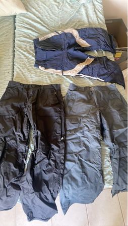 Lot de 3 pantalons de ski bleus et gris Taille M