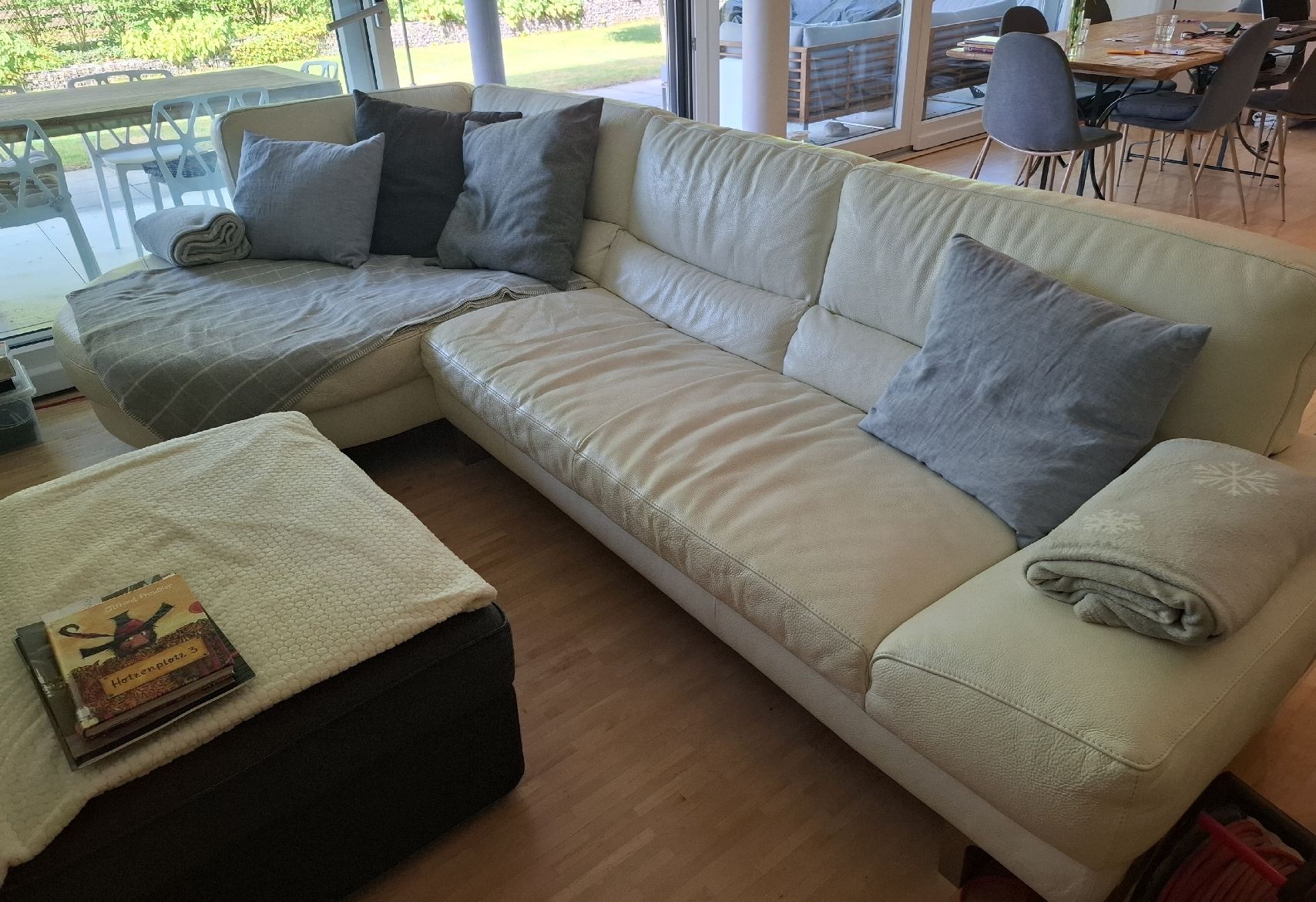 Divani: Ledersofa mit Recamiere – Usato da Männedorf venduto da Einhornmama