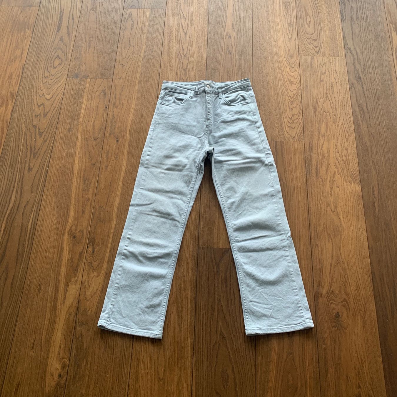Pantaloni: Bequeme Hose von Basic Apparel, hellblau, Gr. M – Usato da Winterthur venduto da vel_6txj