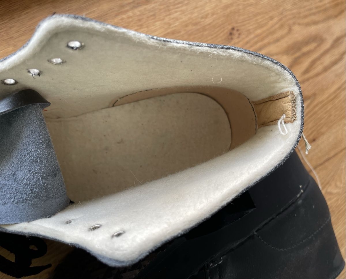 Herrenschuhe: Holzsohle Sicherheitsschuh Arbeitschuh 44 – Neu (gemäss Beschreibung) aus Waldstatt von Cremschnitte 2