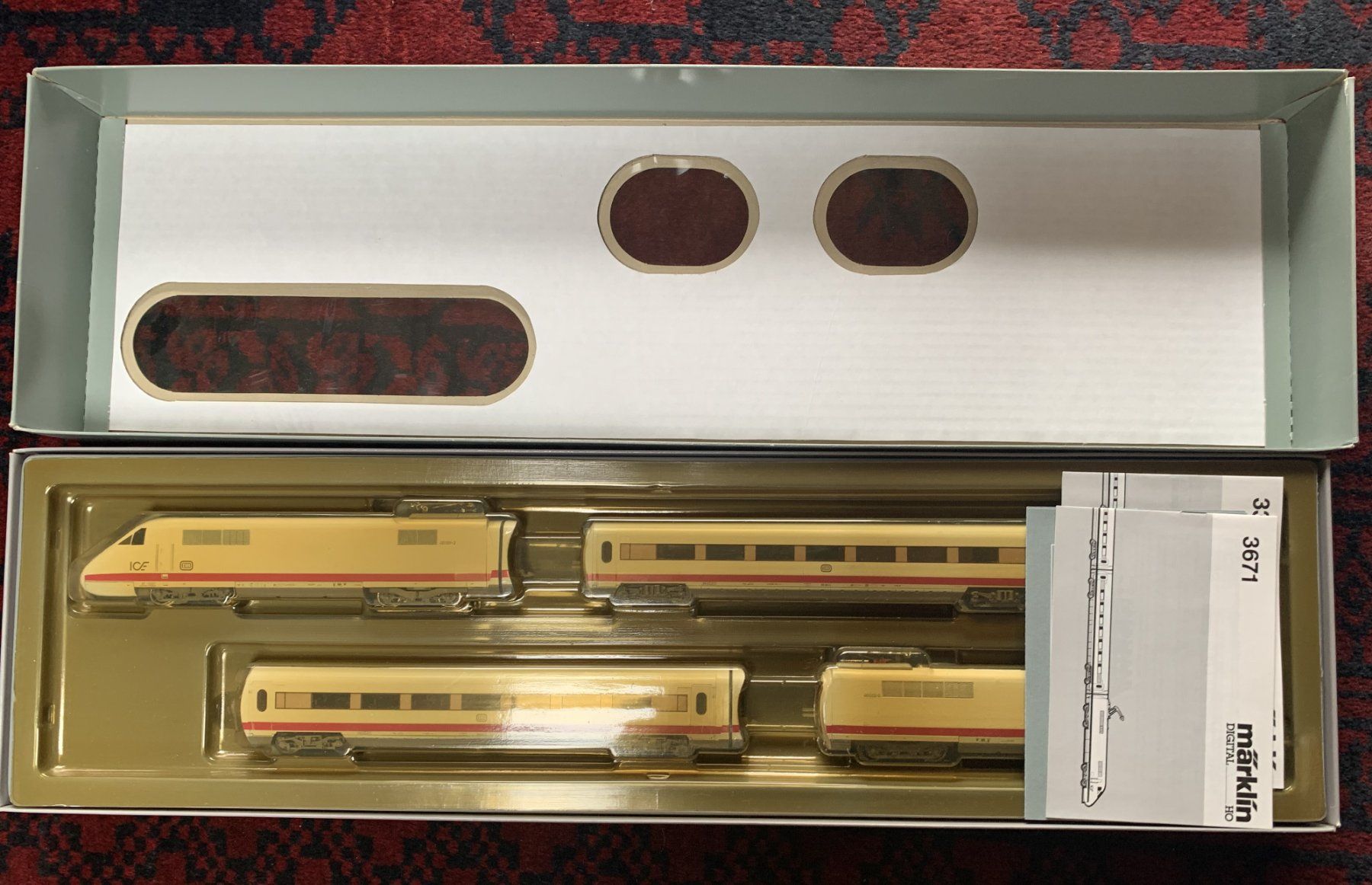 Märklin Modellini di ferrovie: Märklin HO 3671 DB ICE-Komposition – Usato da Volketswil venduto da zwitsch33 1