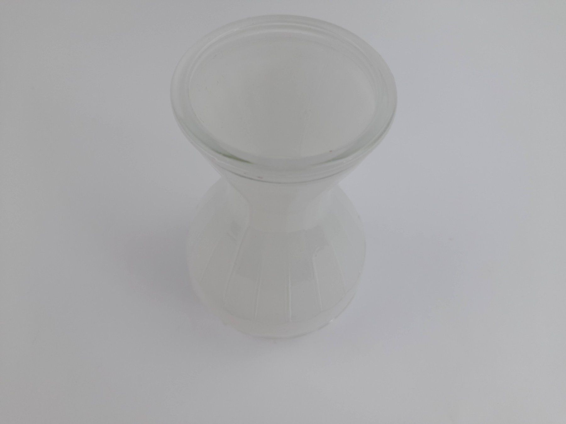 Vasi & Recipienti: Vase Glas weiss – Usato da Liebefeld venduto da Restwert_Liebefeld 1
