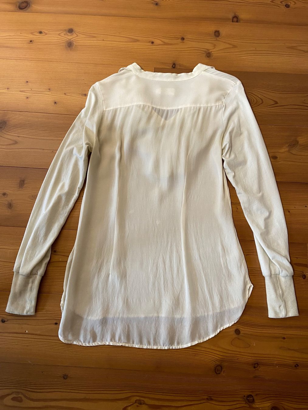 Liebeskind T-shirt: Oberteil Liebeskind, Gr. 34/XS – Usato da Kleinandelfingen venduto da linssandra 1