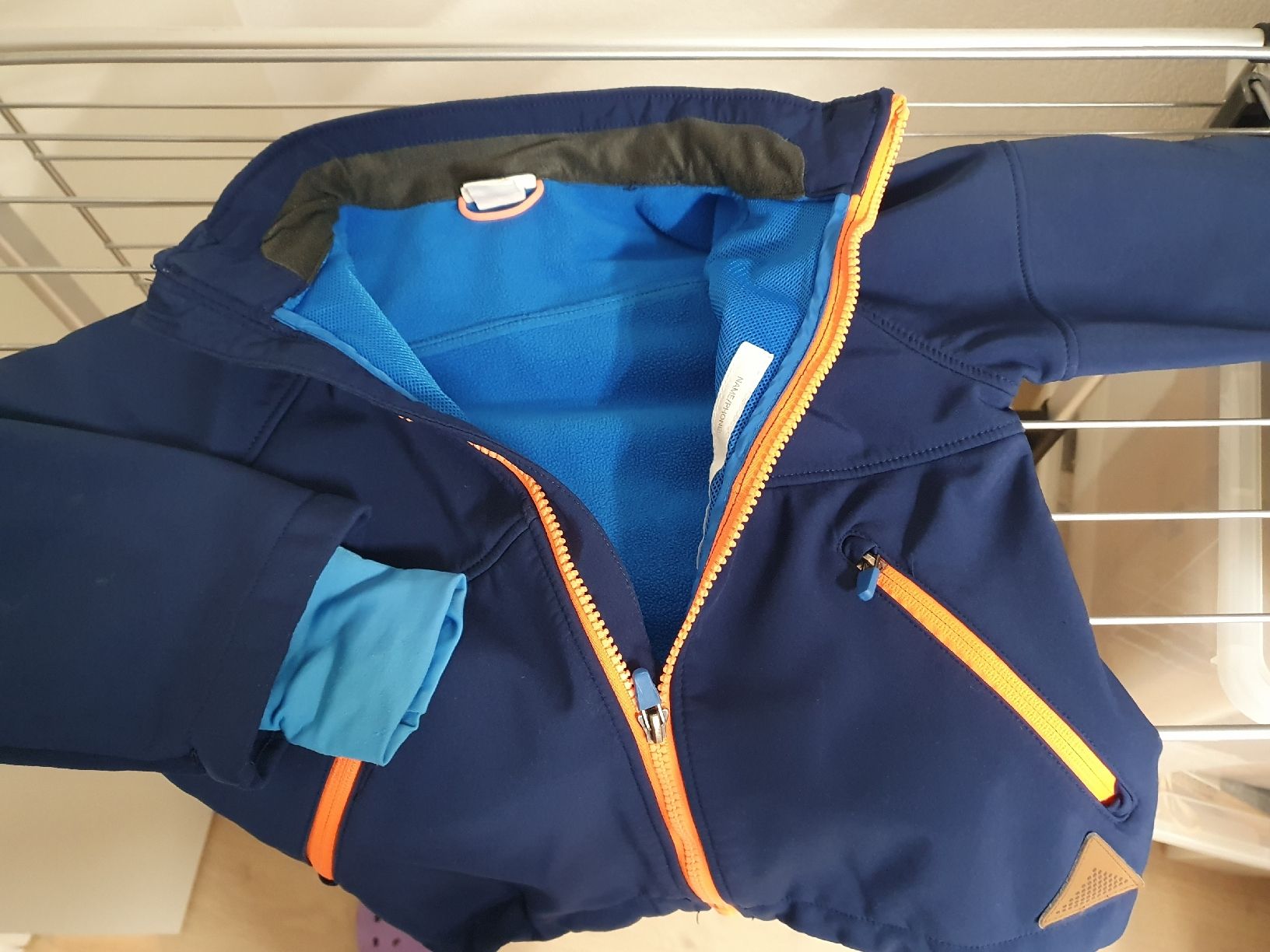 H&M Giacche & Cappotti: schöne Softshell jacke gr 104 von H&M – Usato da Niederönz venduto da STI88 3